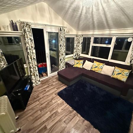 Chalet 5 Clarach Bay 阿伯里斯特威斯 外观 照片