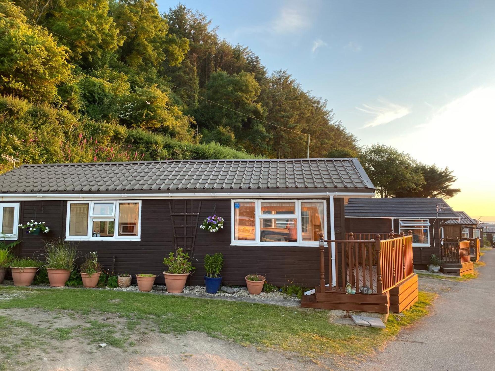 Chalet 5 Clarach Bay 阿伯里斯特威斯 外观 照片